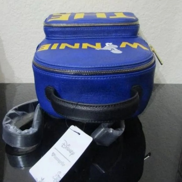 ?RARE SET Loungefly Winnie Pooh  Backpack Set (Backpack and LRG Wallet)